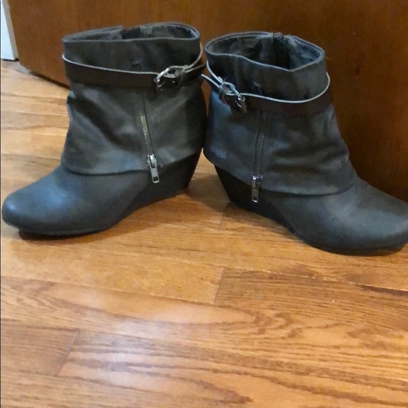 Blowfish Shoes | Blowfish Ankle Boots Great Size 9 Wedge Heel | Poshmark